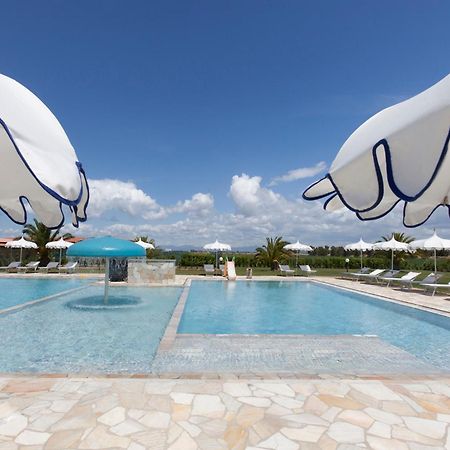 Fattoria Maremmana Aparthotel Marina di Grosseto Exterior photo