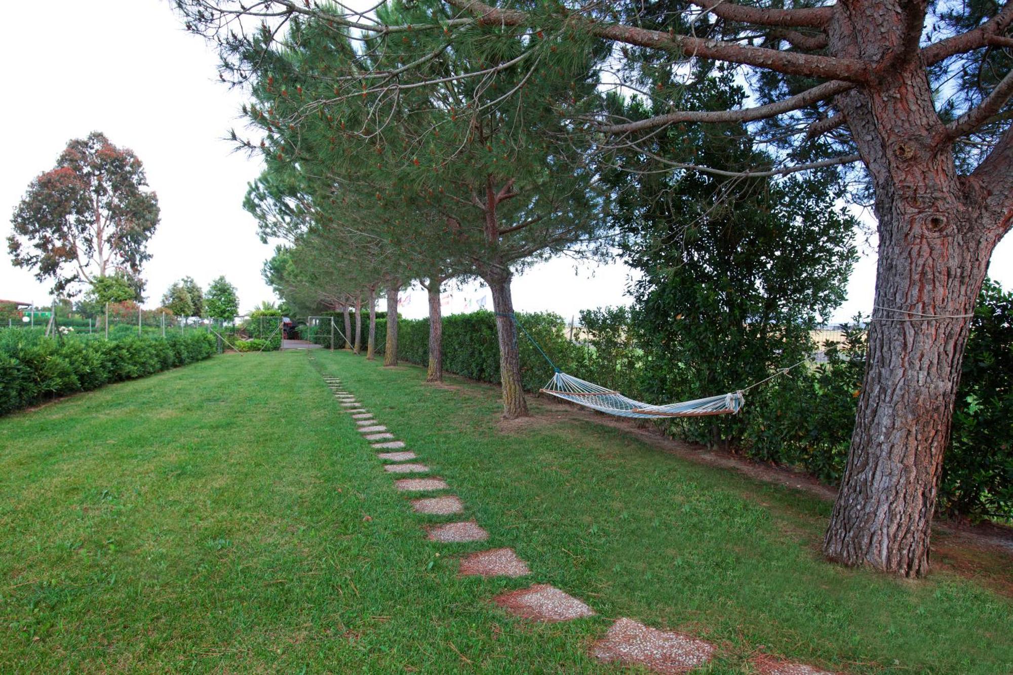 Fattoria Maremmana Aparthotel Marina di Grosseto Exterior photo
