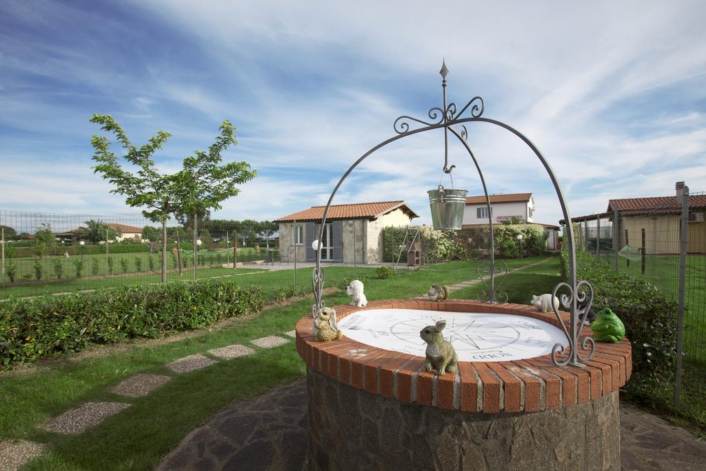 Fattoria Maremmana Aparthotel Marina di Grosseto Exterior photo