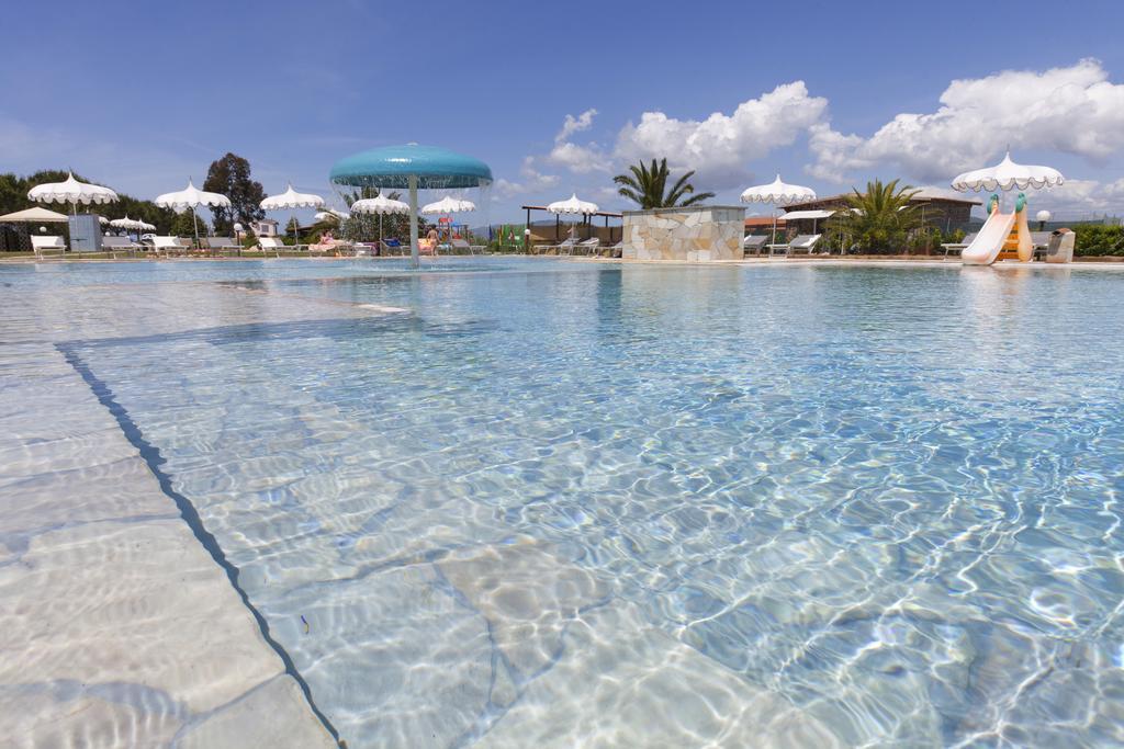 Fattoria Maremmana Aparthotel Marina di Grosseto Exterior photo