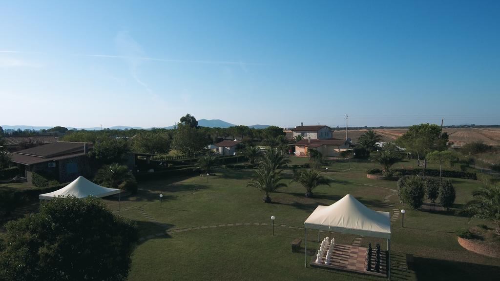 Fattoria Maremmana Aparthotel Marina di Grosseto Exterior photo