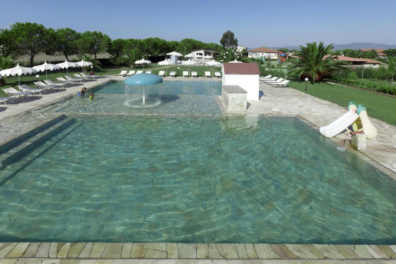 Fattoria Maremmana Aparthotel Marina di Grosseto Exterior photo